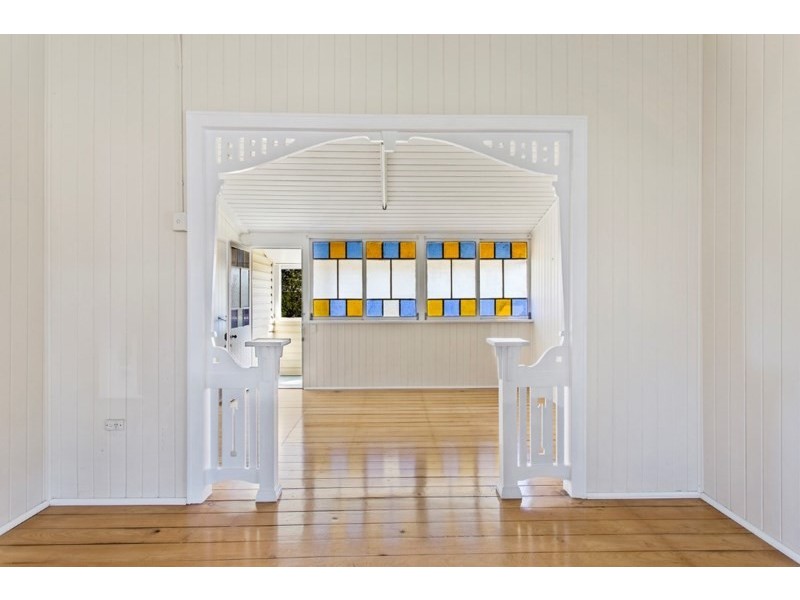 25 Tung Yeen Street, Park Avenue QLD 4701