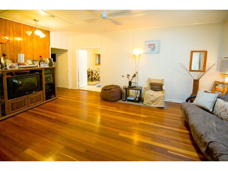 6 Kennedy Street, The Range QLD 4700