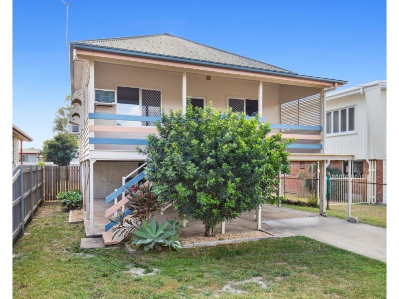 27 Hogan Street, Park Avenue QLD 4701