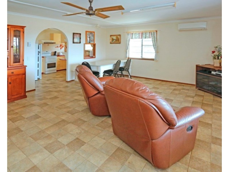 129 High Street, Bajool QLD 4699