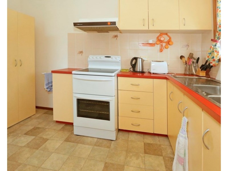 129 High Street, Bajool QLD 4699