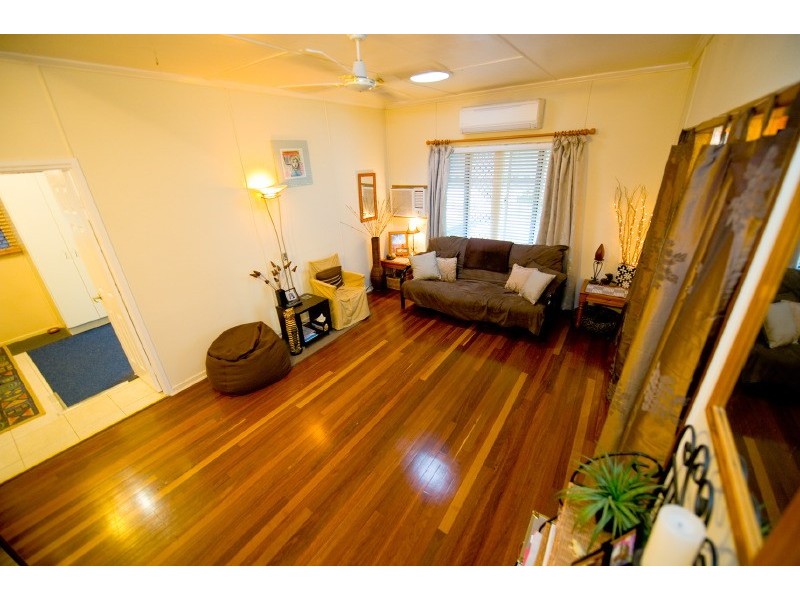 6 Kennedy Street, The Range QLD 4700