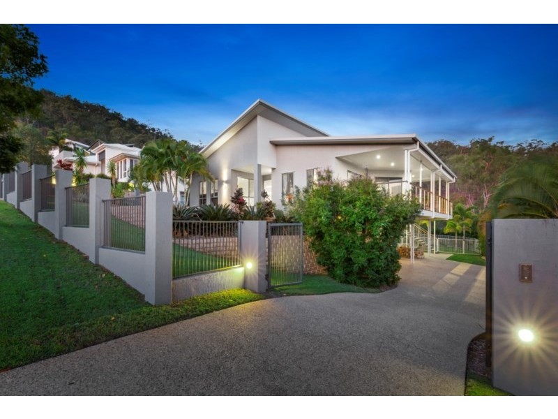 10 Greenwood Close, Frenchville QLD 4701