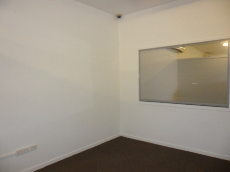 2/240 Canning Street, Allenstown QLD 4700