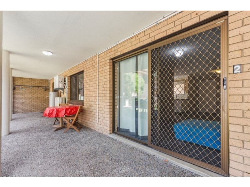2/6 Burns Street, Frenchville QLD 4701