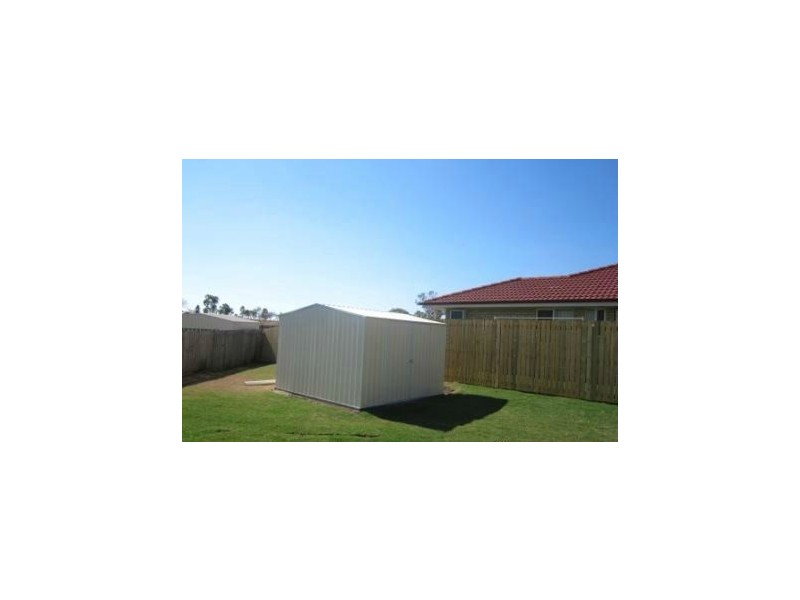 28 William Close, Gracemere QLD 4702
