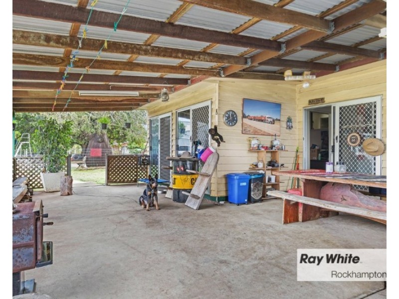 69 Somerset Road, Gracemere QLD 4702