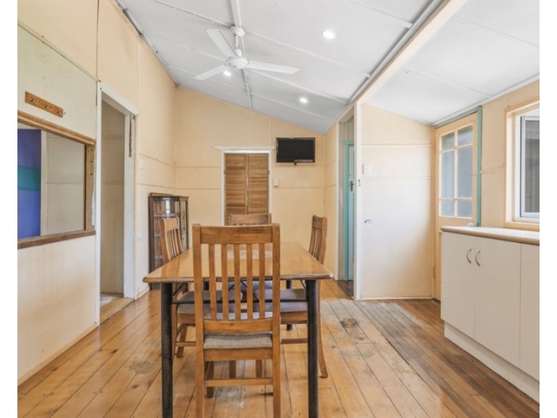 1 Cran Street, Wandal QLD 4700