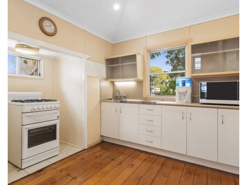 1 Cran Street, Wandal QLD 4700