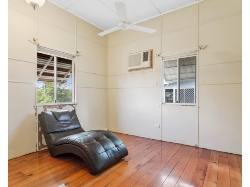 1 Cran Street, Wandal QLD 4700