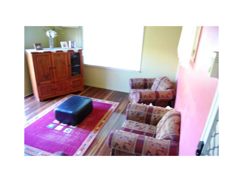 6 Barambah Street, Wandal QLD 4700