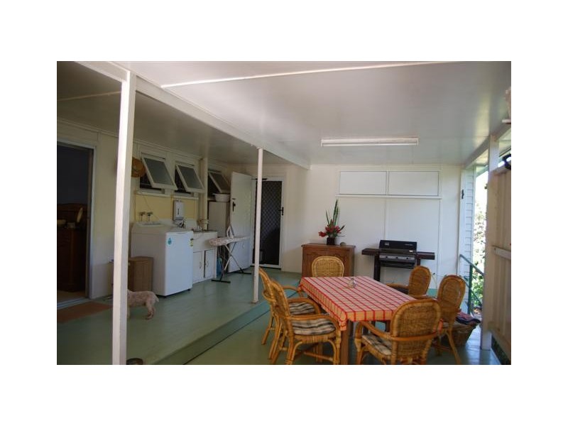 6 Barambah Street, Wandal QLD 4700