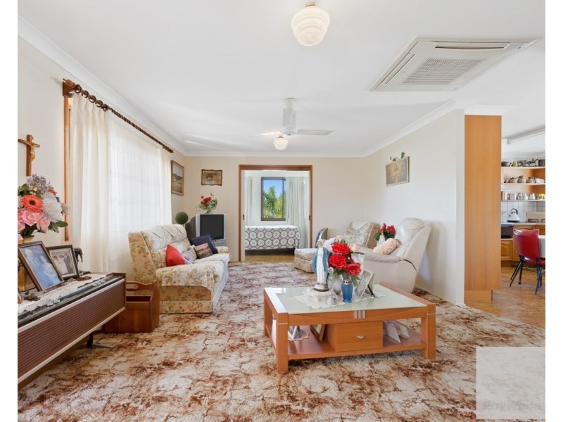 49 Davis Street, Allenstown QLD 4700