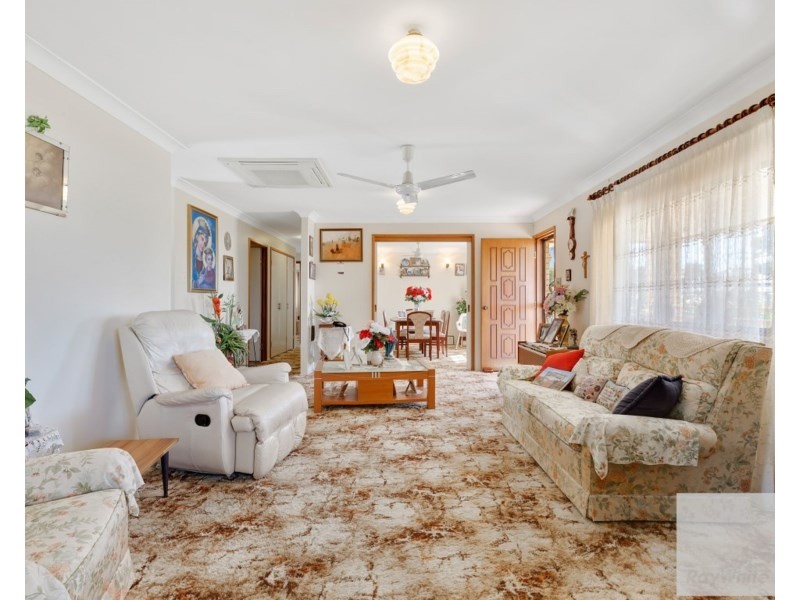 49 Davis Street, Allenstown QLD 4700