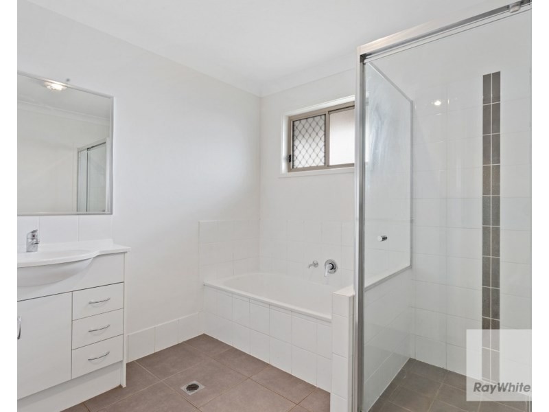 12 Premier Court, Gracemere QLD 4702