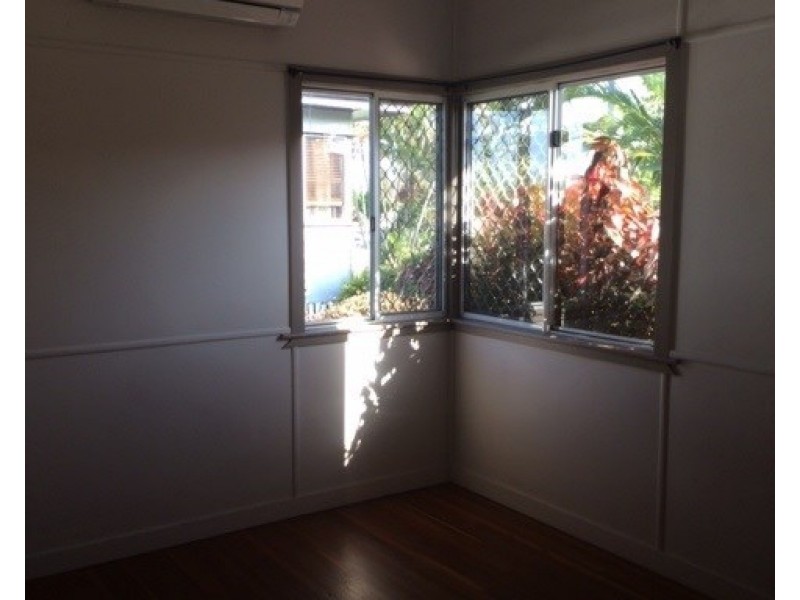 367 Stenhouse Street, Koongal QLD 4701