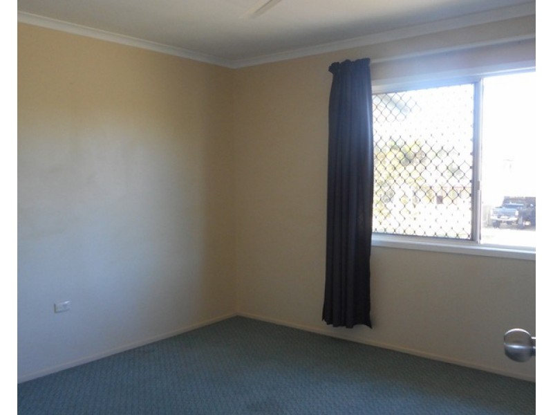 45 Gray Street, Park Avenue QLD 4701