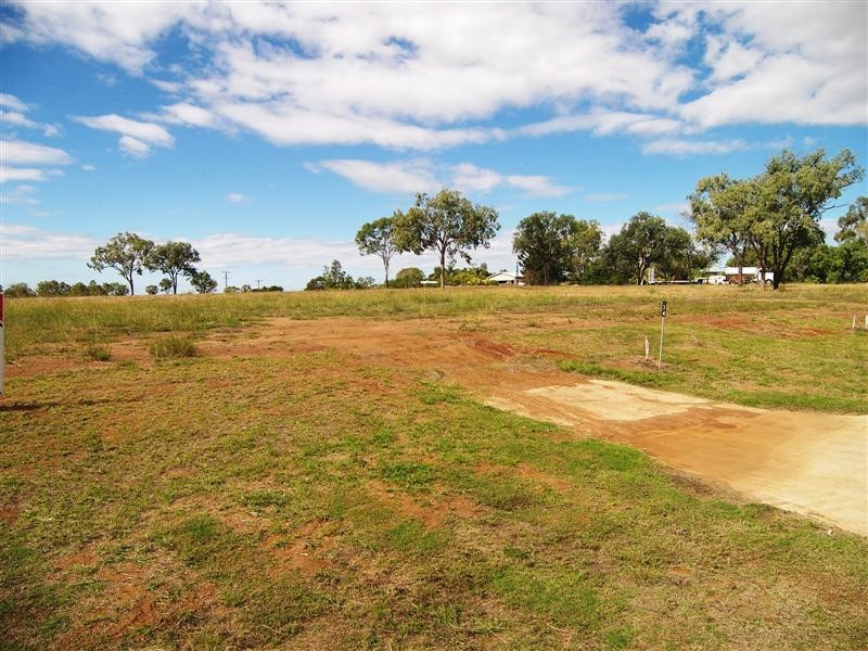 17 Elizabeth Drive, Gracemere QLD 4702