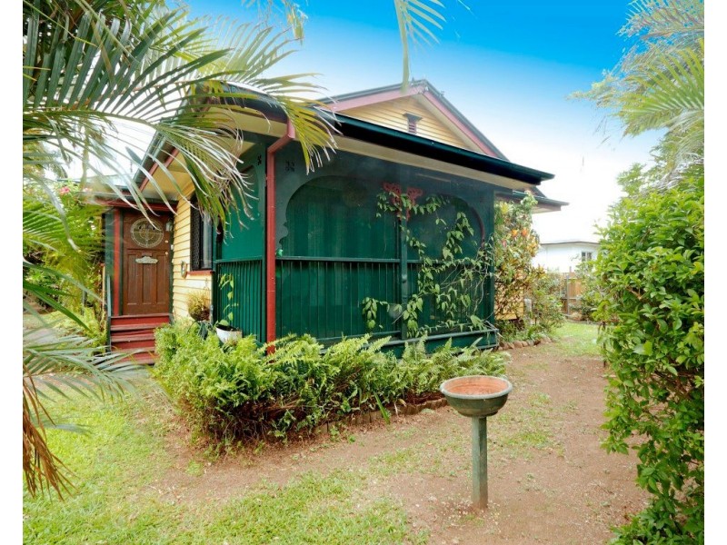 183 Grimley Street, Koongal QLD 4701