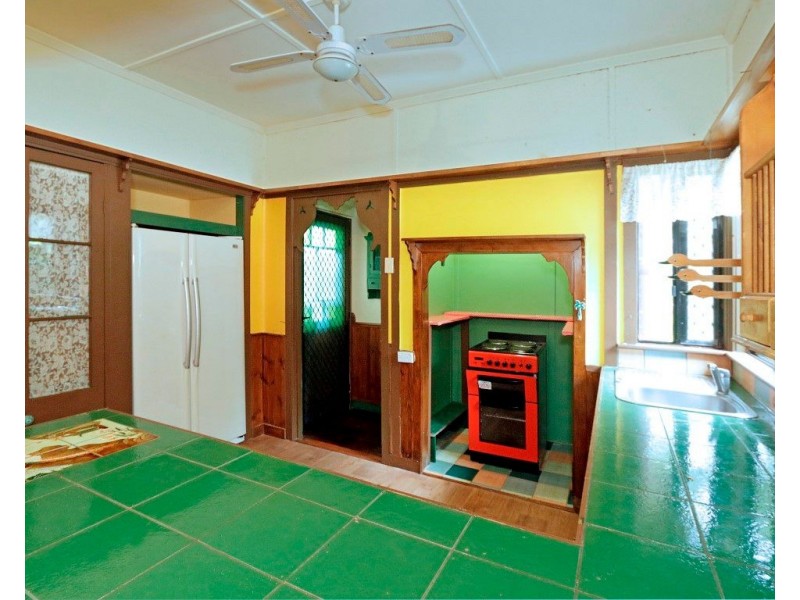 183 Grimley Street, Koongal QLD 4701