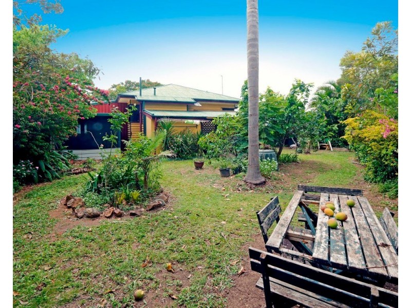 183 Grimley Street, Koongal QLD 4701