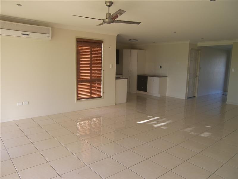 4 Zamia Way, Gracemere QLD 4702