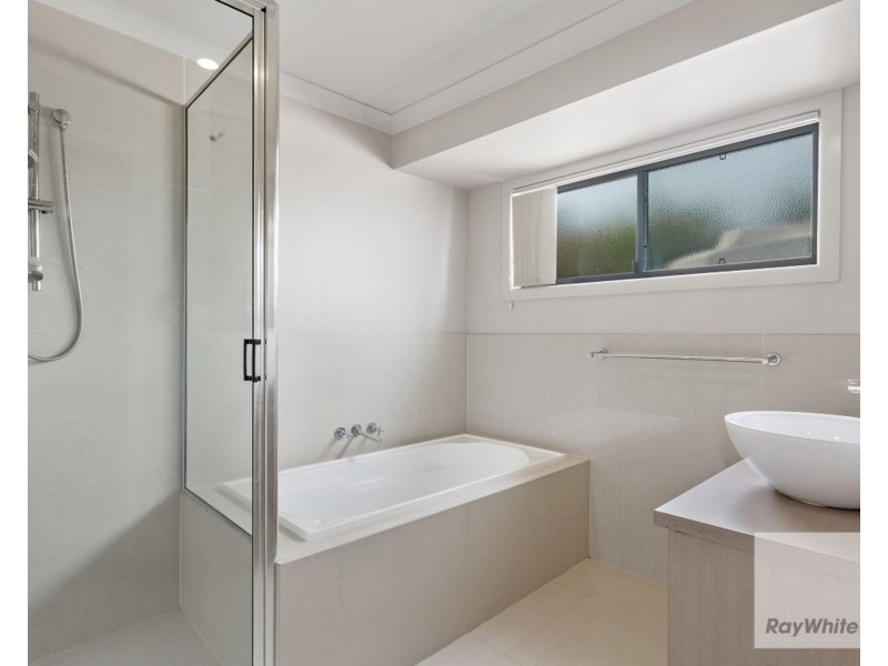 6 Cunningham Court, Gracemere QLD 4702