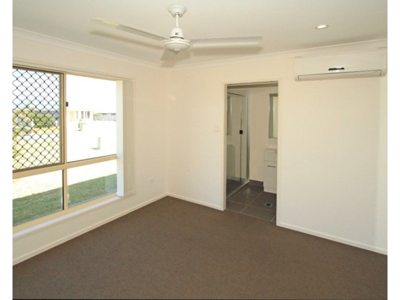 9 Mamalis Street, Gracemere QLD 4702