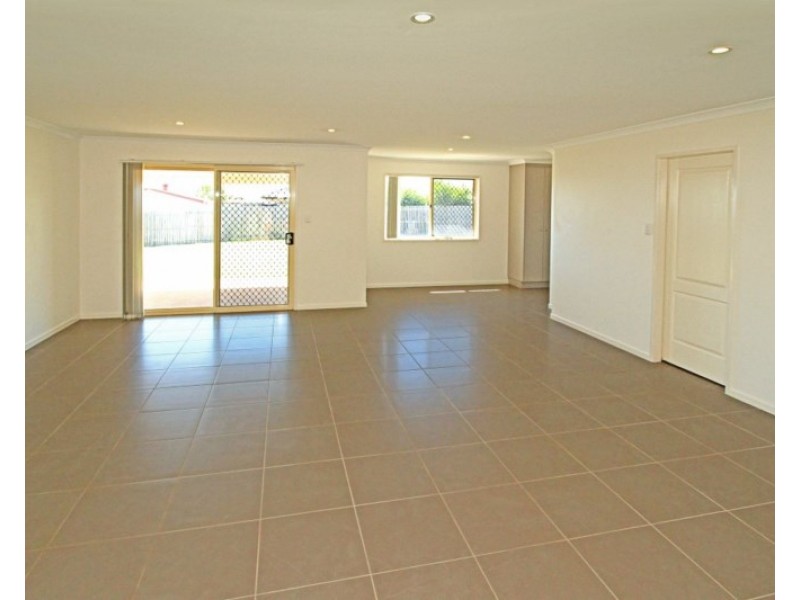 9 Mamalis Street, Gracemere QLD 4702