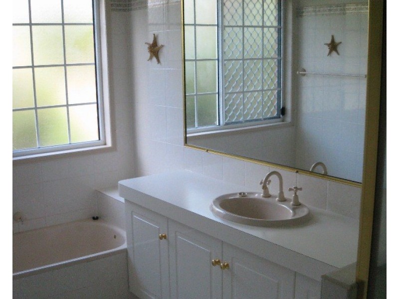 59 Neilsen Avenue, Glenlee QLD 4711