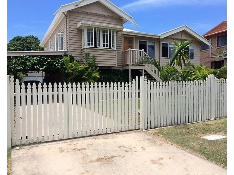 11 Penlington Street, The Range QLD 4700