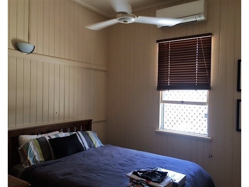 11 Penlington Street, The Range QLD 4700