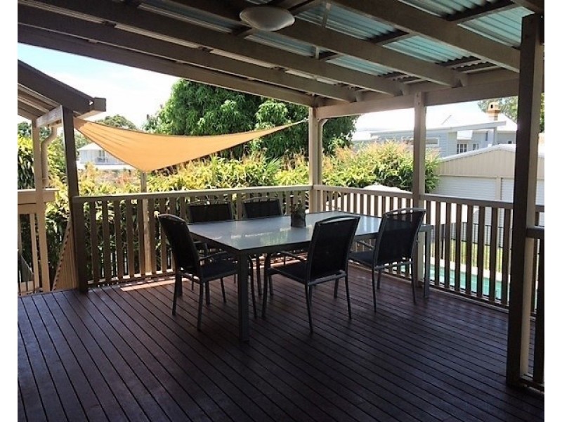 11 Penlington Street, The Range QLD 4700