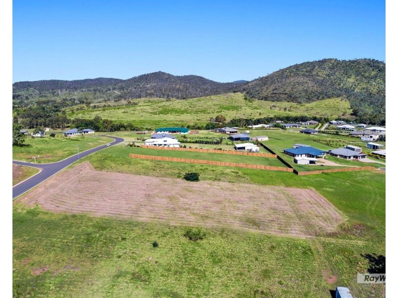 214 Angela Road, Rockyview QLD 4701