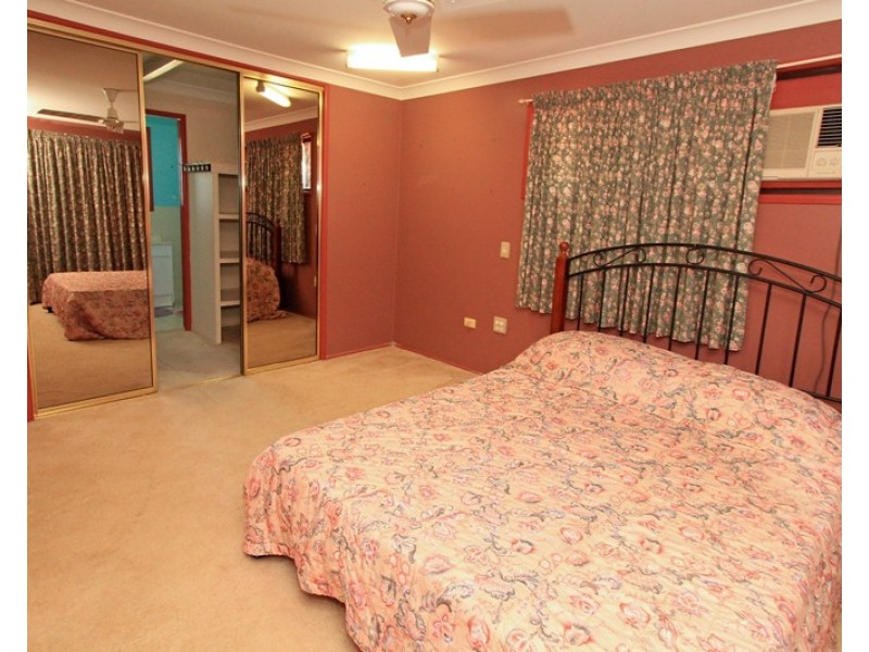 9 Hinton Street, Koongal QLD 4701