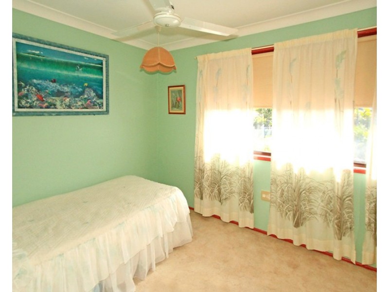 9 Hinton Street, Koongal QLD 4701