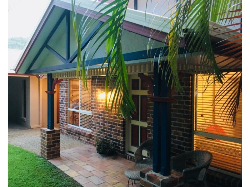 17 Beaumont Drive, Frenchville QLD 4701