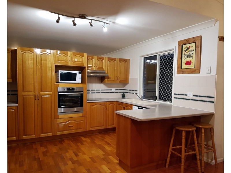 17 Beaumont Drive, Frenchville QLD 4701