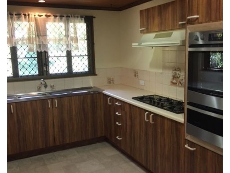 74 Larnach Street, Allenstown QLD 4700