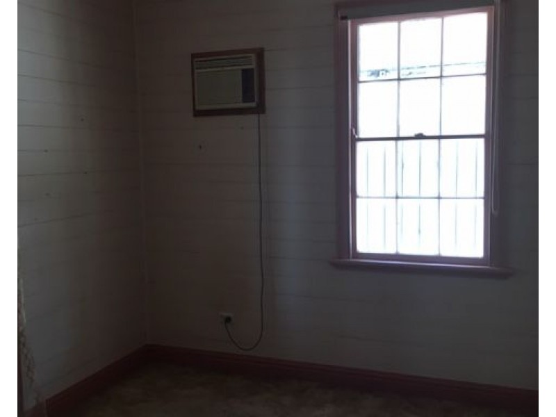 74 Larnach Street, Allenstown QLD 4700