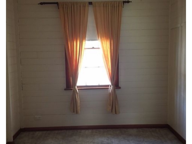 74 Larnach Street, Allenstown QLD 4700