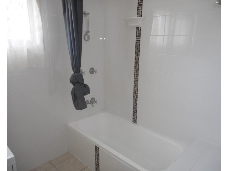 7 Mary Street, The Range QLD 4700