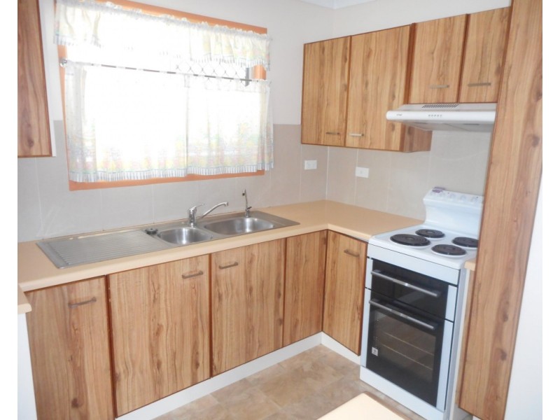 7 Mary Street, The Range QLD 4700