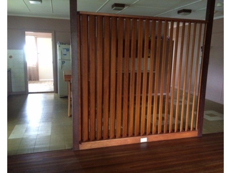 465 Crane Avenue, Kawana QLD 4701