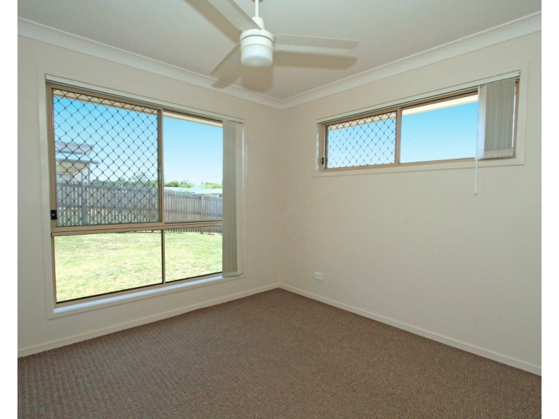 10 John Oxley Drive, Gracemere QLD 4702