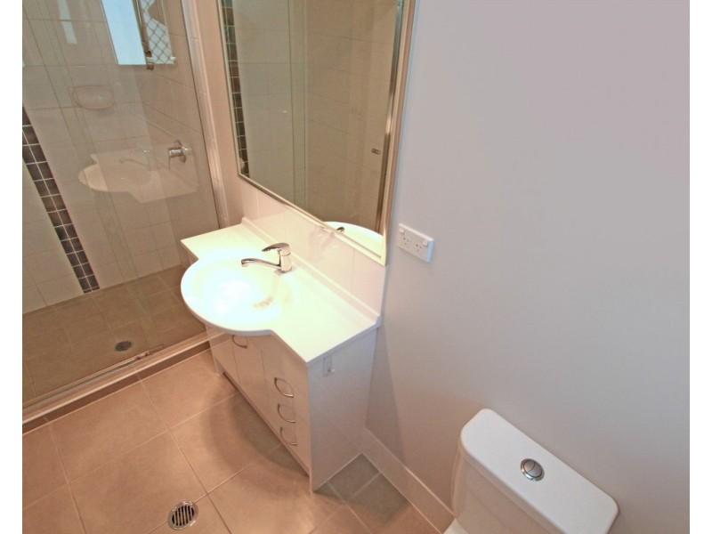 10 John Oxley Drive, Gracemere QLD 4702