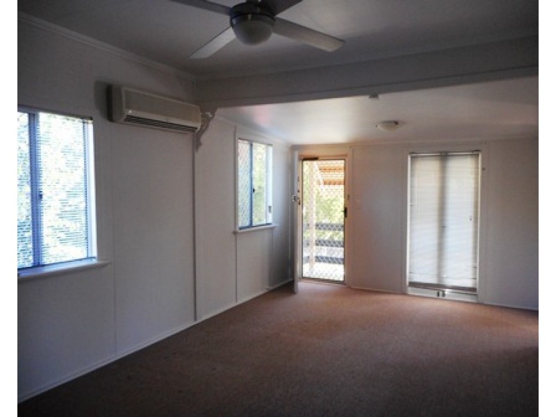 32 Pilkington Street, Koongal QLD 4701