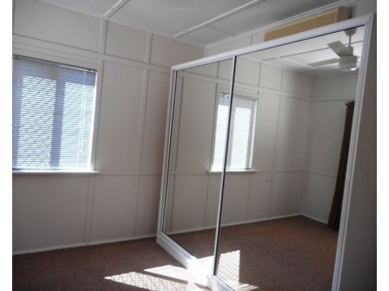 32 Pilkington Street, Koongal QLD 4701