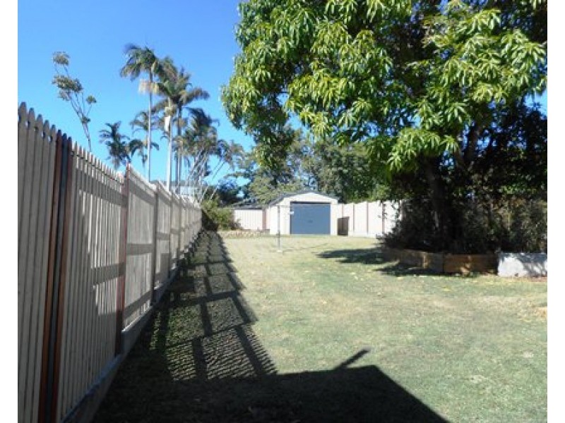 32 Pilkington Street, Koongal QLD 4701