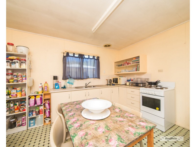 144 Connor Street, Koongal QLD 4701